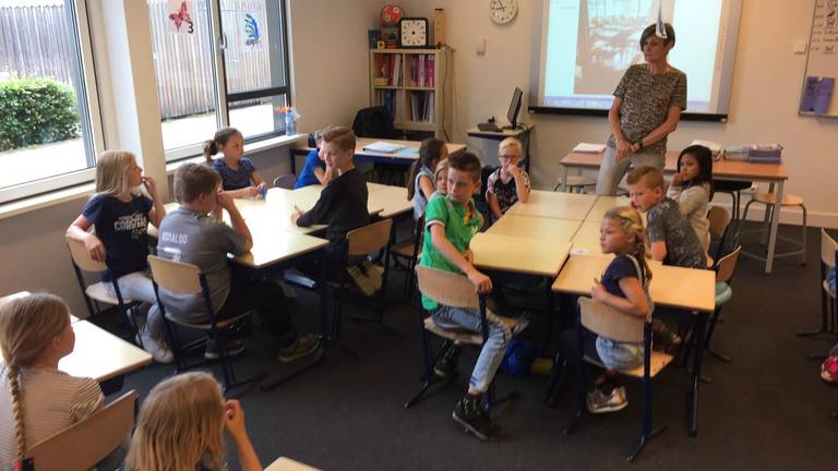 Het onderwijs op De Beekgraaf is hervat. (Foto: Rob van Kaathoven)
