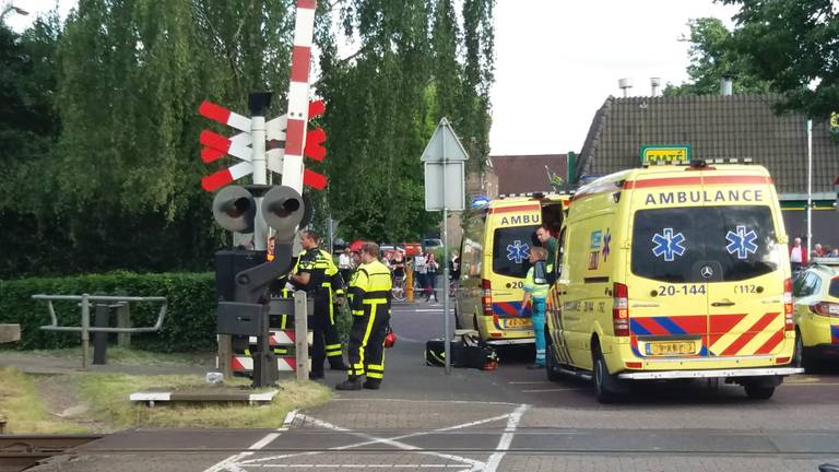 Ongeluk bij de spoorovergang in Oisterwijk (foto: Erik Emmen)