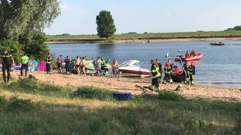 De jongen werd na een zoekactie gevonden. (Foto: Bart Meesters)