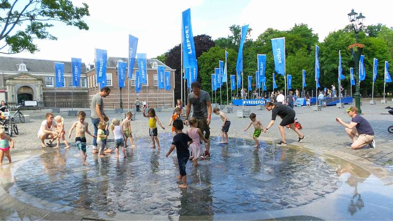 Waterpret tijdens de hitte. (Foto: Henk Voermans)