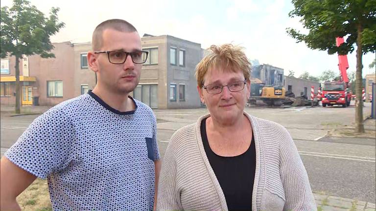 Moeder en zoon zijn aangedaan.