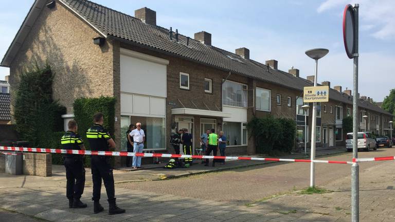 Drugslab gevonden in Heydaalweg. Foto: Maarten van den Hoven