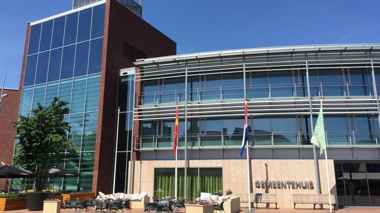 Gemeentehuis Boxmeer (foto: Hans Janssen).