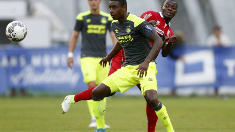 Pablo Rosario in actie tegen FC Sion (Foto: VI Images)