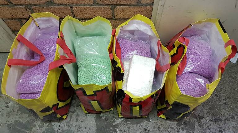 Gevonden drugs bij aan