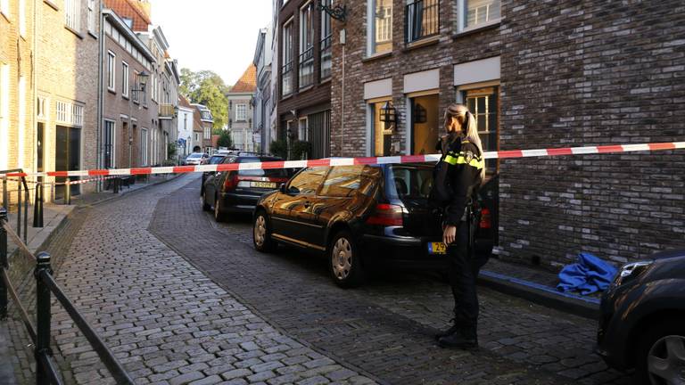 De man werd gevonden in de Gasthuisstraat. (Foto: SK-Media)