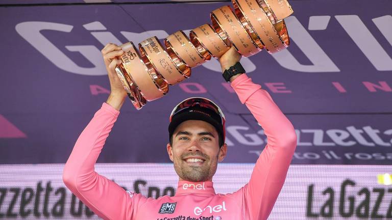 Tom Dumoulin na zijn winst in de Giro. (Foto: ANP)