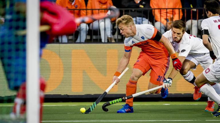 Mink van der Weerden in actie. (FOTO: ANP)