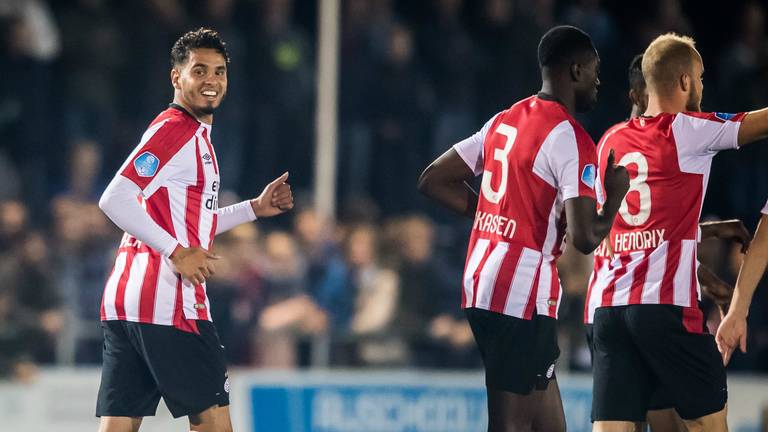 Derrick Luckassen scoort eerste PSV-goal: 'Gewoon een goal, meer niet'