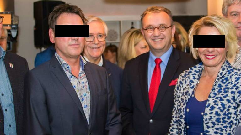 Pieter H. en zijn ex-vrouw Diana op een feestje. (Foto: Facebook)