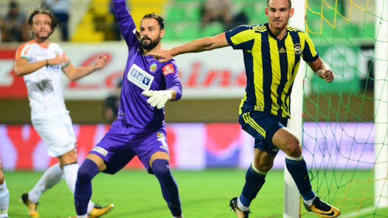 Vincent Janssen in actie namens Fenerbahçe (foto: VI Images)