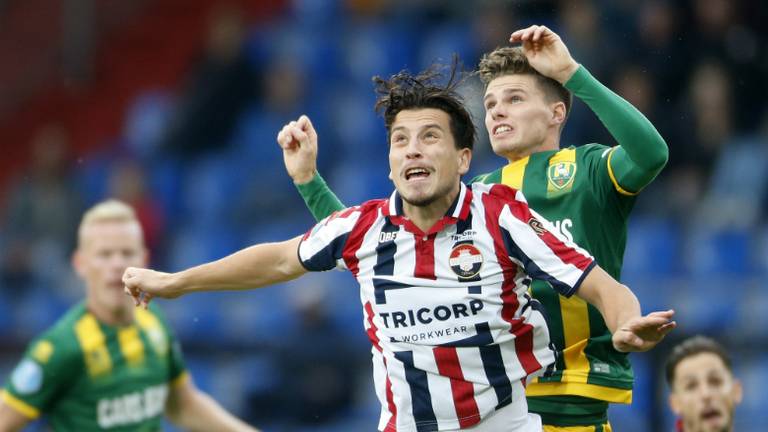 Thom Haye in actie voor Willem II (foto: VI Images)