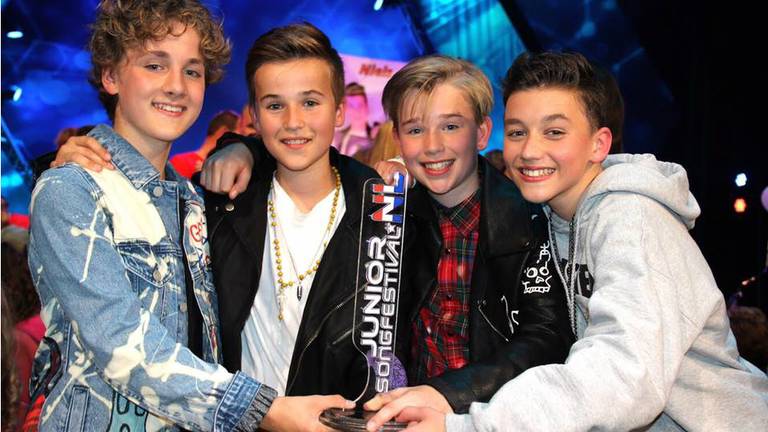 Jannes, Niels, Ian en Max winnen als Fource het Junior Songfestival