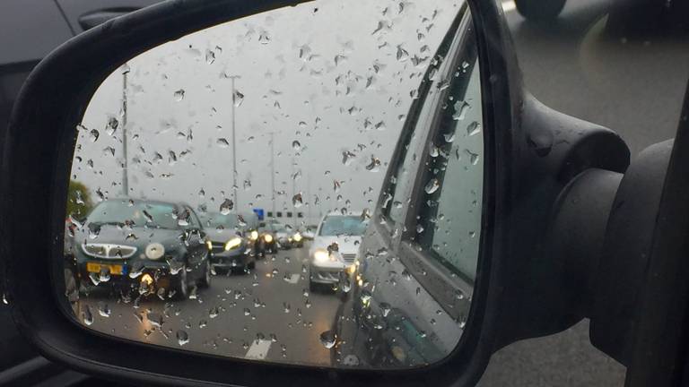 Er staat file op de A58. (Foto: Omroep Brabant)