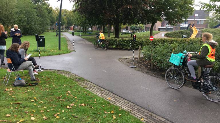 Oefenen voor het verkeersexamen