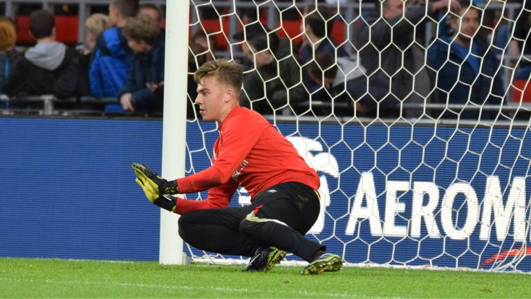 Doelman Kyan van Dorp maakt maandag zijn debuut in het eerste elftal van PSV (Foto: Orange Pictures)