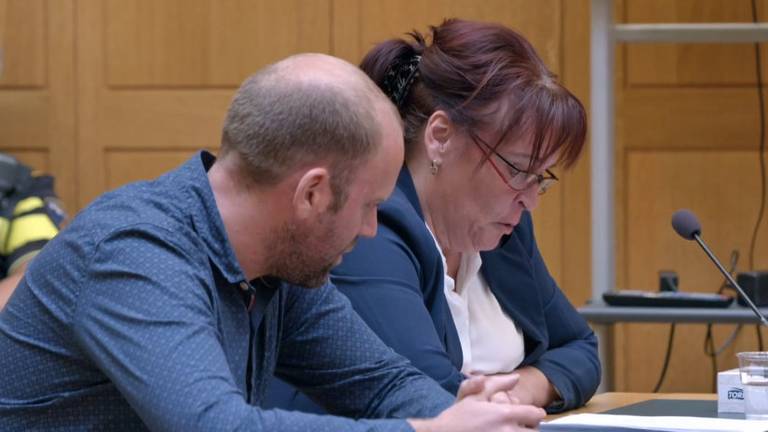 Yolanda in de rechtszaal (foto: RTL).