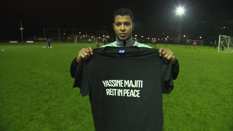 CHC heeft gedenkshirts laten maken voor doodgeschoten Yassine Majiti.