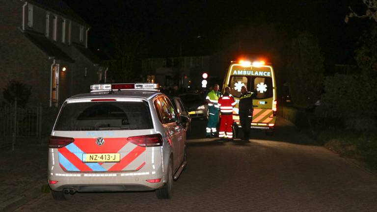 In deze straat werd de baby gebeten. (Foto: Ginopress)