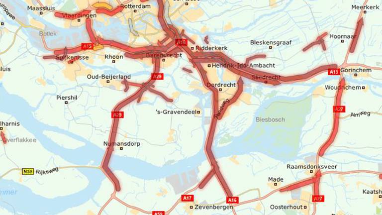 De wegen richting Rotterdam staan vast. (Beeld: ANWB)