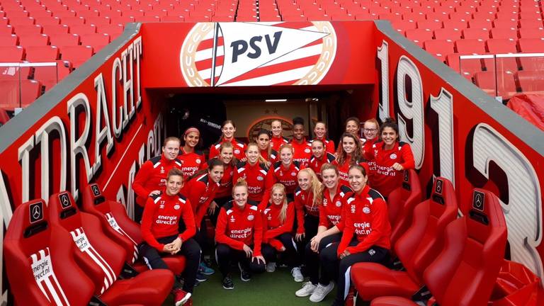 PSV-vrouwen 'extra geprikkeld' tegen Ajax