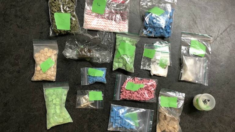 Een deel van de aangetroffen drugs (Foto: politie)