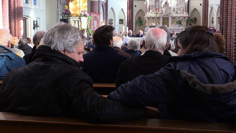 In de Moer werden de Open Kerkendag officieel gestart in de Sint Joachimkerk.