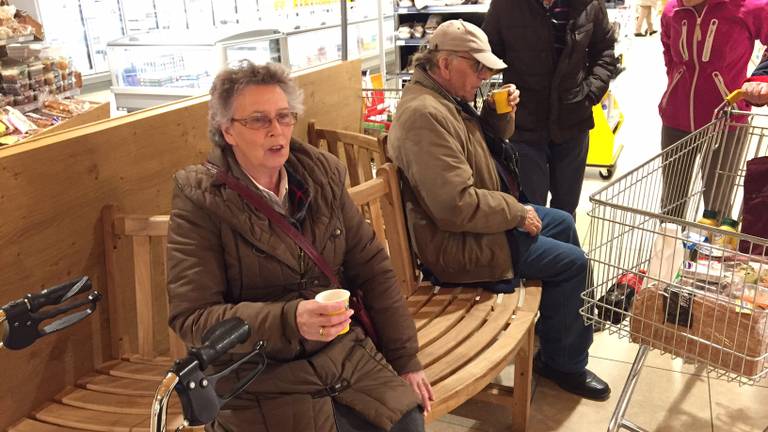Op stap met het boodschappenbusje voor ouderen in Schijndel