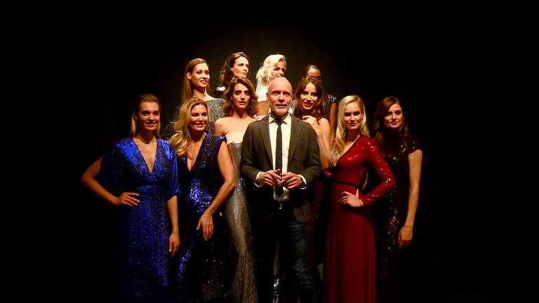 Mart Visser viert jubileumshow. (foto: Raymond Merkx)