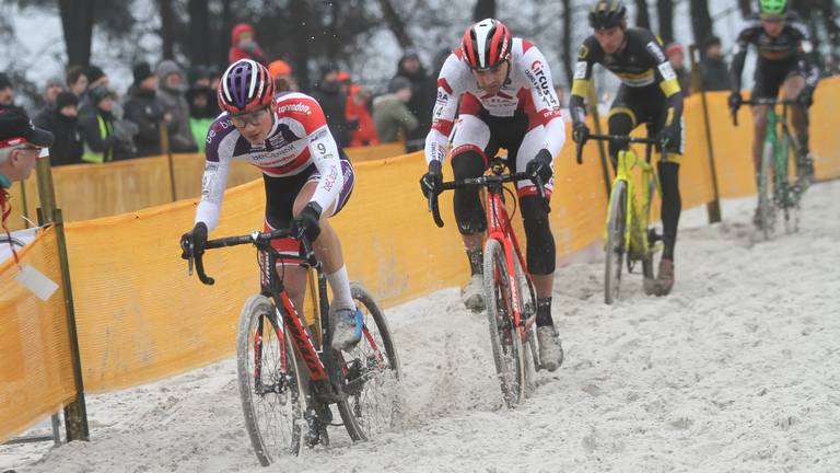 David van der Poel op weg naar de zege (foto: OrangePictures).