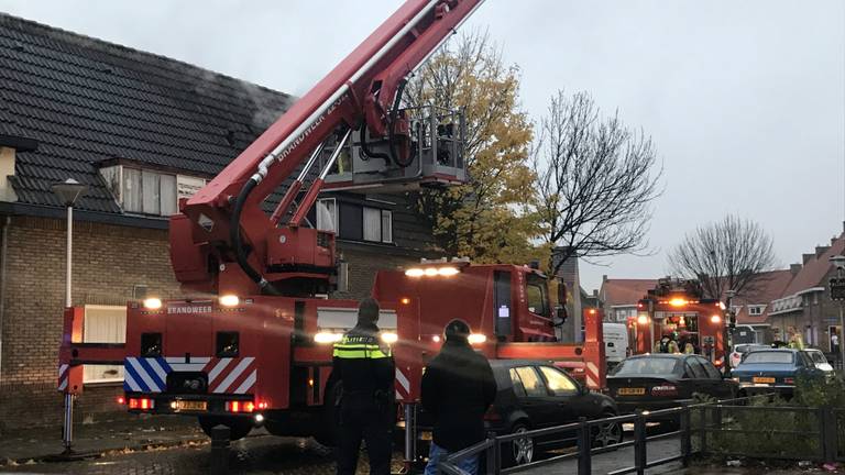 De bewoner van het huis is opgepakt. (Foto: GinoPress)