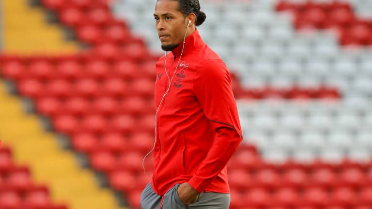 Virgil van Dijk speelt dit seizoen voor Southampton. (foto: VI Images)
