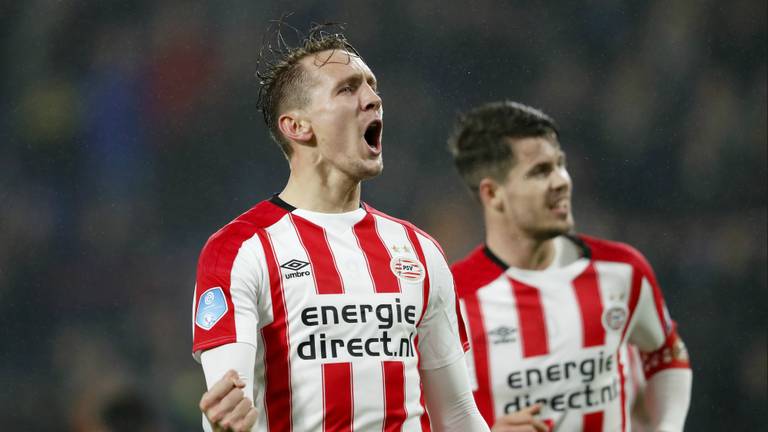 Luuk de Jong: toch weg bij PSV? (foto: VI Images).