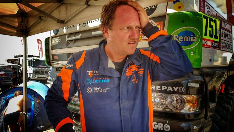 Marc Leeuw is behoorlijk kapot. (foto: Rallymaniacs)