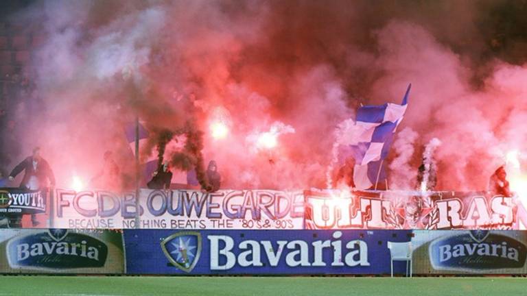 Supporters van FC Den Bosch. (Foto: VI Images)