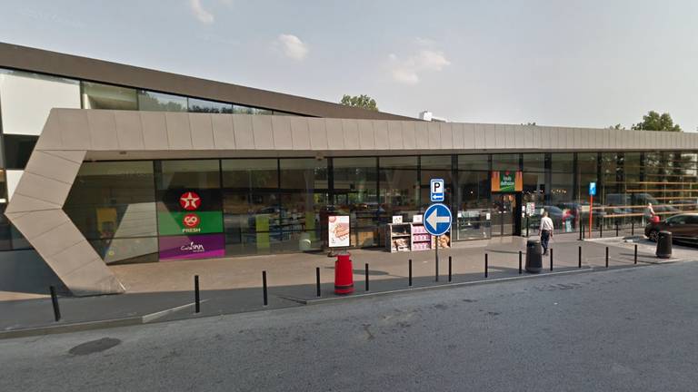 Het Texaco tankstation langs de E40 (Foto: Google Streetview).