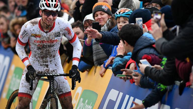 Mathieu van der Poel blijft dit seizoen maar winnen. (foto: VI Images)