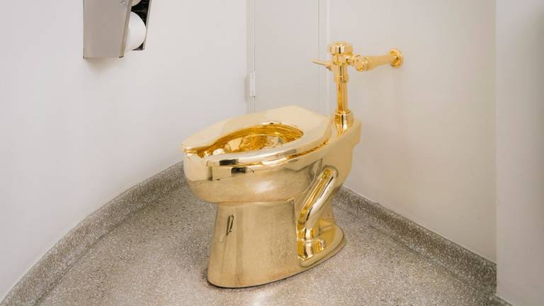 De Amerikaanse president kreeg een gouden toilet aangeboden. (Foto: Guggenheim Museum)