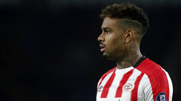 Jürgen Locadia vertrekt zeer waarschijnlijk naar Brighton& Hove Albion. (Foto: VI Images)