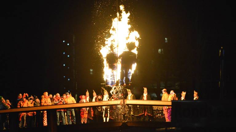 Kiske en Mieske in brand. (Foto Perry Roovers)