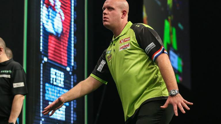 Michael van Gerwen in actie. (foto: VI Images)