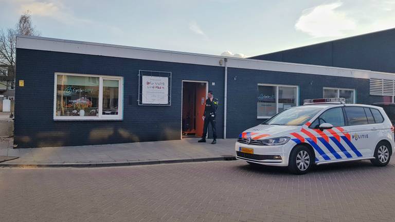 Twee overvallers hadden het voorzien op de kringloop. (Foto: Toby de Kort/ De Kort Media)