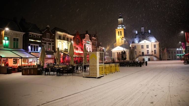 Terrasjes in de sneeuw (foto: Christian Traets/SQ Vision Mediaprodukties)