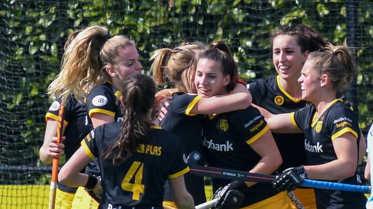 De dames van Den Bosch: al sinds novembr 2015 ongeslagen in de Hoofdklasse. (Foto: Orange Pictures)
