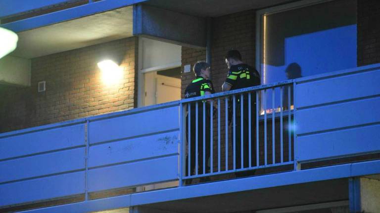 Politie gingen in kogelwerende vesten het appartement binnen