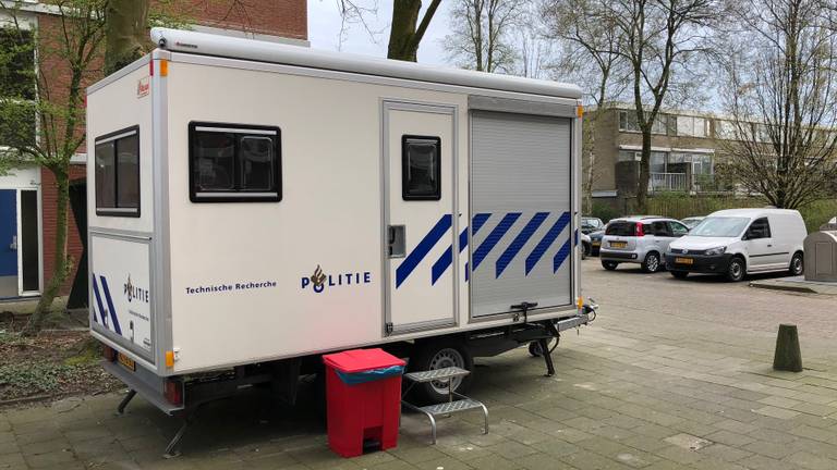 De politie doet nog onderzoek in de Sandenburgstraat