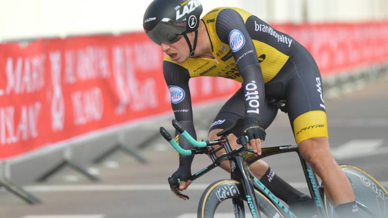 Danny van Poppel gaat voor een ritzege in de Giro. (Foto: VI Images)