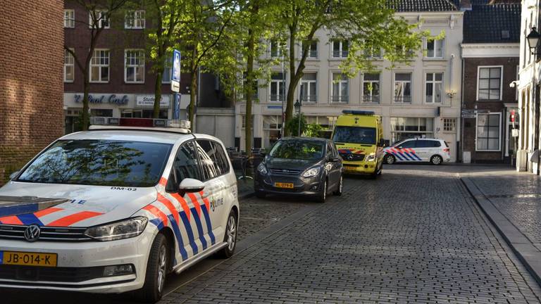 De dader van de straatroof is gepakt. (Foto: Tom van der Put/SQ Vision Mediaprodukties)