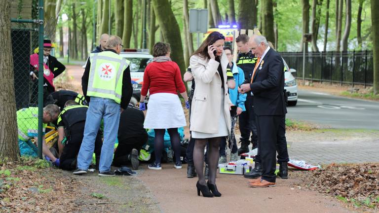 Burgemeester Hanne van Aart heeft samen met anderen een man gereanimeerd. Foto: Erik Haverhals.