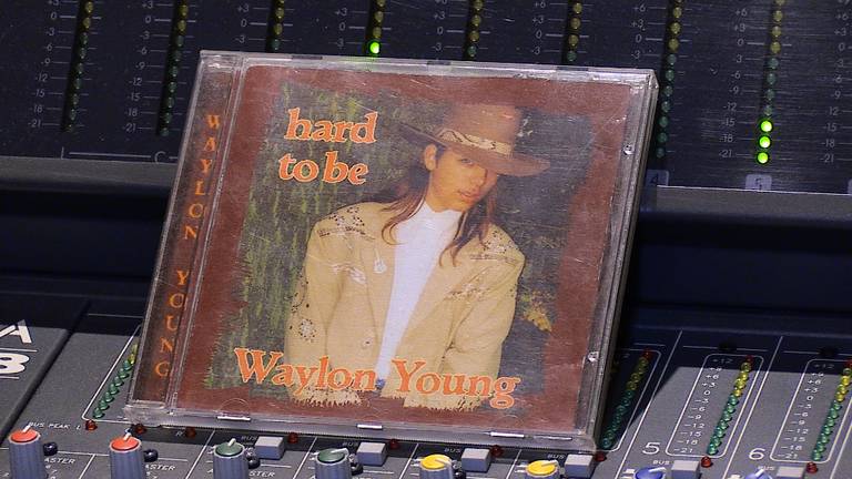 Eén van de eerste cd's van Waylon, opgenomen in de studio van Hennie Korsten in Rosmalen.